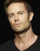 Garret Dillahunt