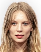 Lilith Stangenberg